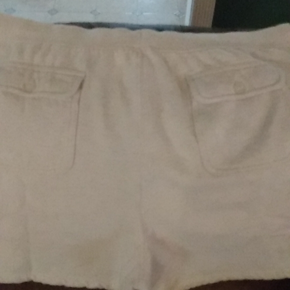 Women's Sport Savvy brand cargo shorts. NWOT - Picture 3 of 3